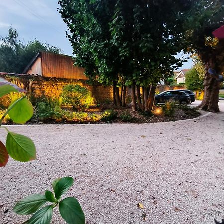 Mâcon Chez Emma Et Louise - Maison Individuelle Avec Stationnement Gratuit מראה חיצוני תמונה