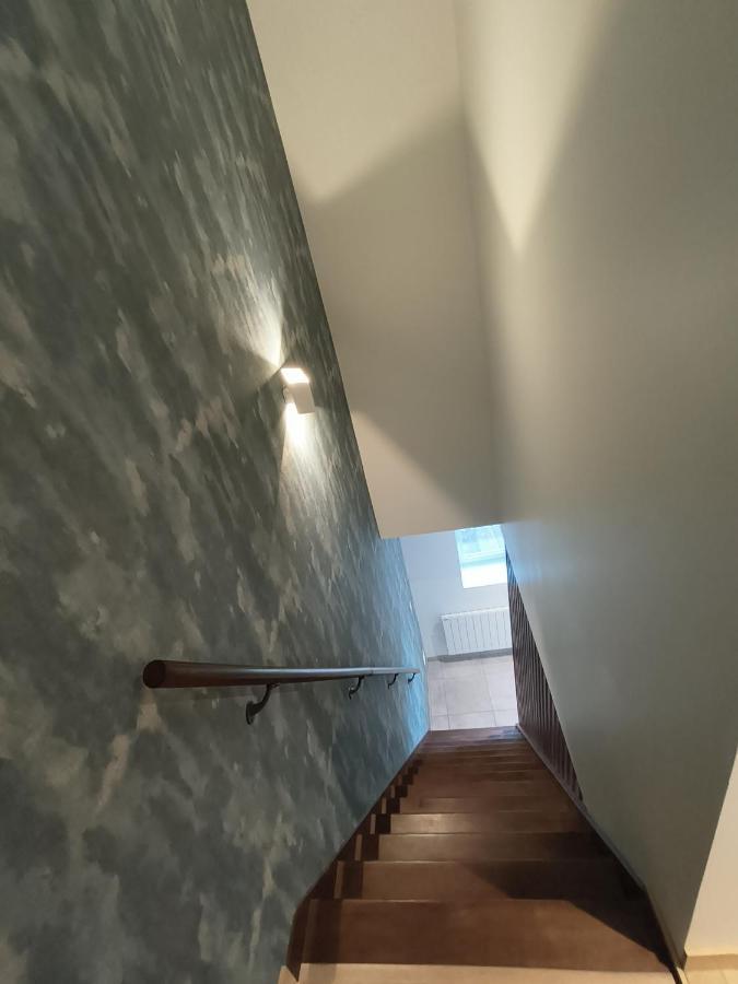 Mâcon Chez Emma Et Louise - Maison Individuelle Avec Stationnement Gratuit מראה חיצוני תמונה